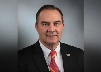 Missouri Governor Mike Kehoe Urges Residents to Obtain REAL ID Before May 7 Federal Deadline