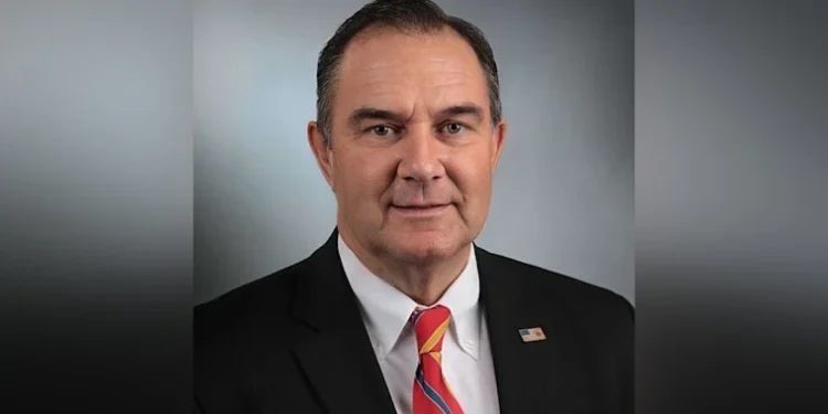 Missouri Governor Mike Kehoe Urges Residents to Obtain REAL ID Before May 7 Federal Deadline