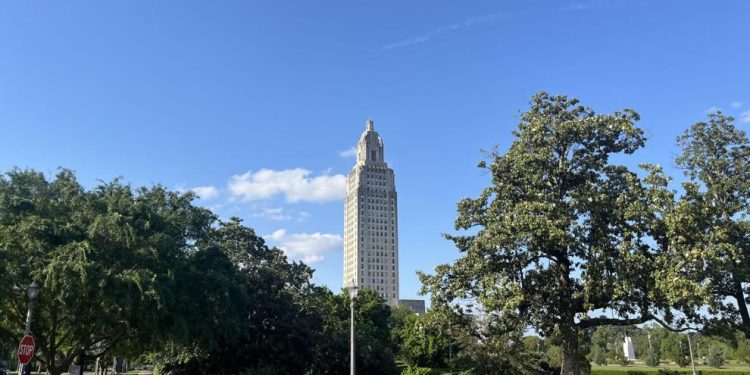 Louisiana Bill to Ban Assistance for Migrants Moves to House Floor