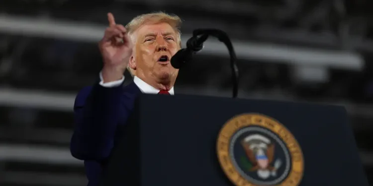 Top U.S. Chip Design Software Firm Halts China Sales Following New Export Ban