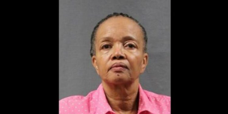 72-year-old Mom Shoots Her 38-year-old Son Inside Their Arizona Home For Playing Video Games Too Loud: Cops