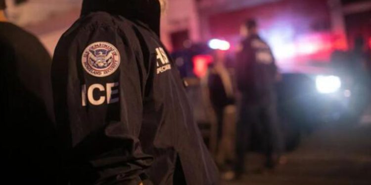 At Least A Dozen Migrants Apprehended After Attending Immigration Hearings In Arizona