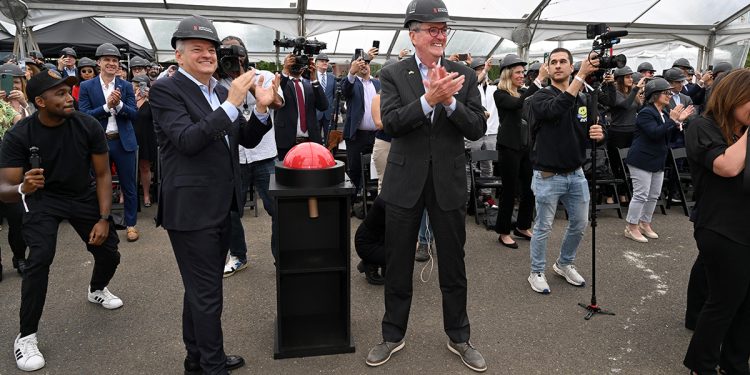 Netflix Breaks Ground on New Jersey Production Facility with $1 Billion Investment