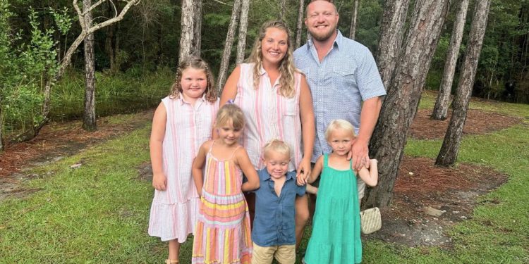 Mississippi Father Facing Deportation Following Missed Immigration Form Sparks Controversy