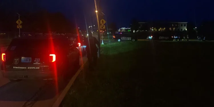 Boy arrested after allegedly threatening to shoot CPS staff member at track meet By Ryan Shiner followFollow "" to receive notifications about new pages on "". May 7, 2025 5:23 PM Published May 7, 2025 5:06 PM 1 Facebook X LinkedIn Email COLUMBIA, Mo. (KMIZ) Three boys were detained at a track meet on Tuesday night at Rock Bridge High School. One of the children was accused of threatening to shoot a Columbia Public Schools staff member, according to Columbia Police Department Assistant Chief Mark Fitzgerald. The other two boys were taken into custody for fighting. Police were initially called just after 8 p.m. about multiple fights occurring, Fitzgerald said. Fitzgerald said that no one ever reported seeing a gun and officers did not find a gun at the scene. A CPS middle school calendar shows that an eighth-grade track meet took place at the high school. Advertisement Join the conversation Have your say. Leave a comment below and let us know what you think. Read the Comments CPD Lt. Derek Moore told an ABC 17 News photographer at the scene on Tuesday night that the three main people in the fight were detained, no injuries were reported and no shots were fired. Columbia Public Schools spokeswoman Michelle Baumstark reiterated in an email that there was no gun used in any threat to staff and that it was a verbal threat. "Yesterday, we experienced an unfortunate incident at our meet. There were words exchanged between several students and an altercation between a small group of students occurred that required adult intervention. We recognize this incident, which took place toward the end of our meet, may have been alarming," an email to families provided by Baumstark says. The email to families said the incident was quickly resolved and the students involved will "receive appropriate consequences from both the school and MSHSAA for their behavior." The statement says officers also responded to a second disturbance that took place off campus.