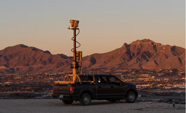 Judge Dismisses Trespassing Charges Against Immigrants Crossing US-Mexico Border