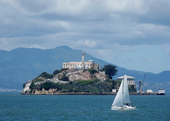 US Officials Visit Alcatraz Following Trump’s Plan to Reopen Island Prison