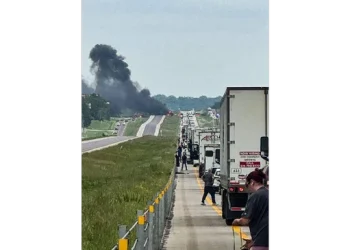 Multiple-Vehicle Crash Shuts Down Interstate 44 Wednesday Afternoon