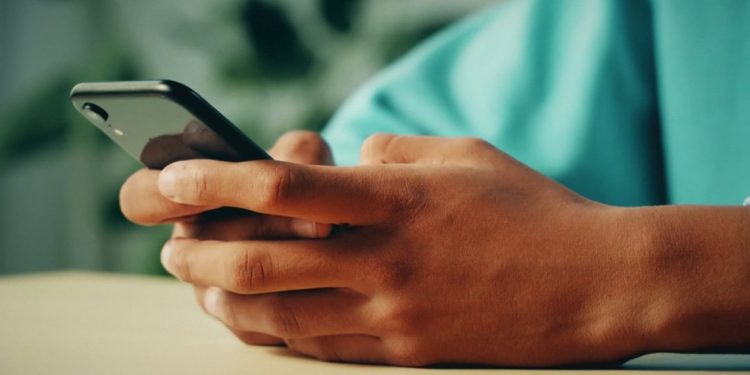 Missouri Passes Education Bill Banning Cellphones and Boosting School Safety