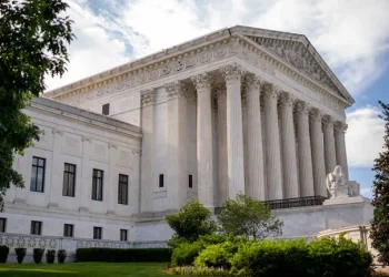 Supreme Court Allows Trump to End Protected Status for Thousands of Venezuelans